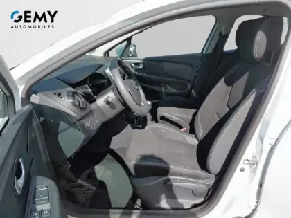 Photo 8 Renault Clio  dCi 75 Energy