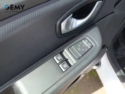 Photo 14 Renault Clio  dCi 75 Energy