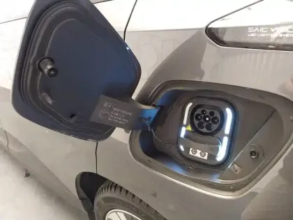 Photo 98 Mg Mg4  Electric 51kWh - 125 kW 2WD
