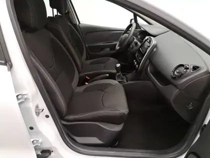 Photo 23 Renault Clio  IV dCi 75