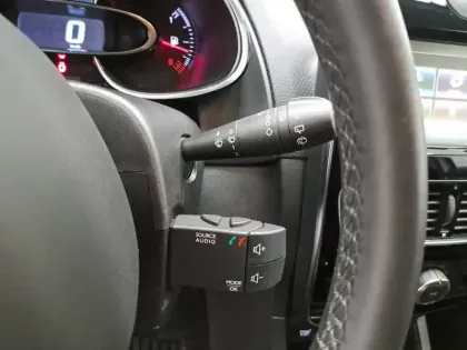 Photo 30 Renault Clio  IV dCi 75