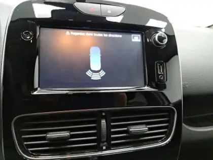 Photo 38 Renault Clio  IV dCi 75