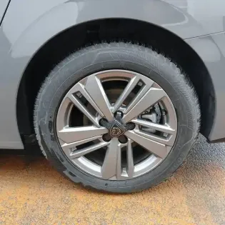 Photo 17 Peugeot 308  SW BlueHDi 130ch S&S EAT8