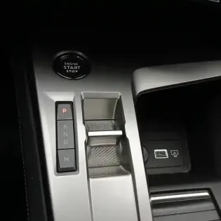 Photo 32 Peugeot 308  SW BlueHDi 130ch S&S EAT8