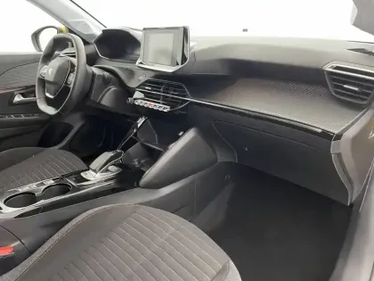 Photo 108 Peugeot 208  Electrique 50 kWh 136ch