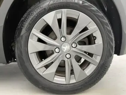 Photo 161 Peugeot 208  Electrique 50 kWh 136ch