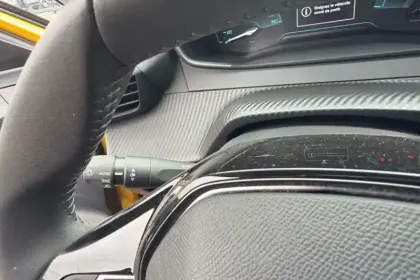 Photo 77 Peugeot 208  Electrique 50 kWh 136ch