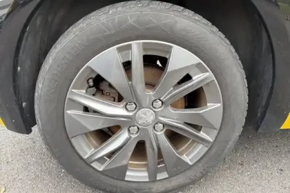 Photo 12 Peugeot 208  Electrique 50 kWh 136ch