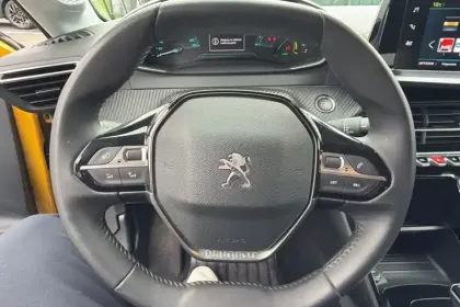 Photo 16 Peugeot 208  Electrique 50 kWh 136ch