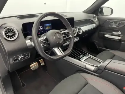 Photo 30 Mercedes GLB  200 d 8G-DCT