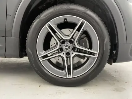 Photo 12 Mercedes GLB  200 d 8G-DCT