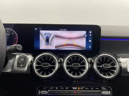 Photo 32 Mercedes GLB  200 d 8G-DCT