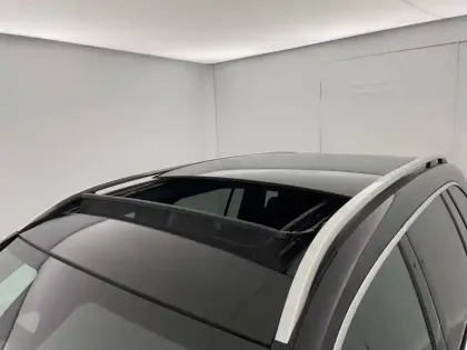 Photo 35 Mercedes GLB  200 d 8G-DCT