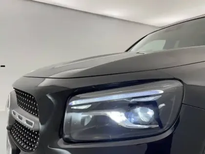 Photo 26 Mercedes GLB  200 d 8G-DCT