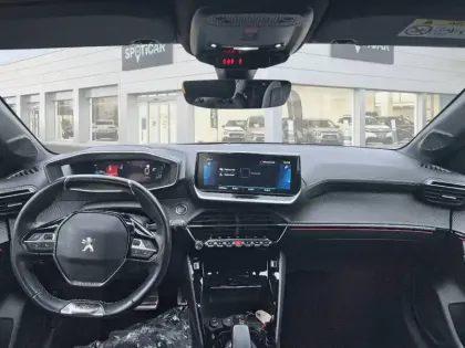 Photo 7 Peugeot 208  Electrique 50 kWh 136ch