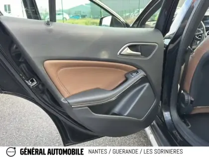 Photo 12 Mercedes GLA  200 7-G DCT