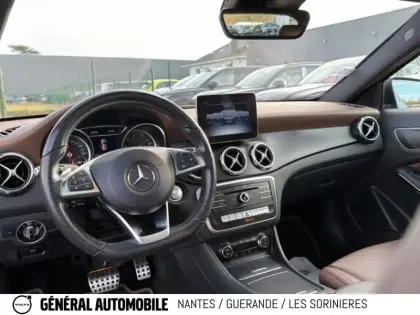 Photo 11 Mercedes GLA  200 7-G DCT