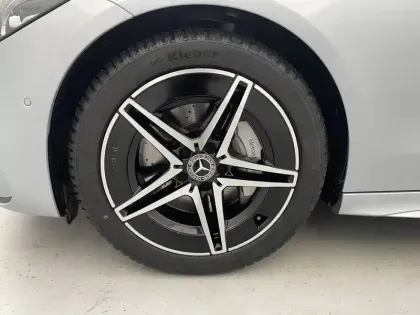 Photo 17 Mercedes Classe C  220 d 9G-Tronic