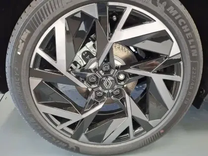 Photo 78 Renault Symbioz  E-Tech full hybrid 160 ch