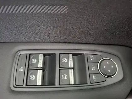 Photo 93 Renault Symbioz  E-Tech full hybrid 160 ch