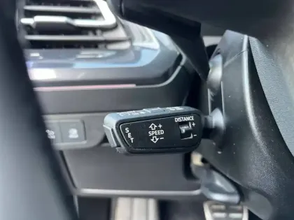 Photo 23 Audi Q4  e-tron 50 quattro 299 ch 82 kW