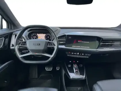Photo 42 Audi Q4  e-tron 50 quattro 299 ch 82 kW