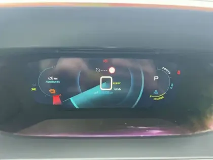 Photo 11 Peugeot 2008  Electrique 136 ch