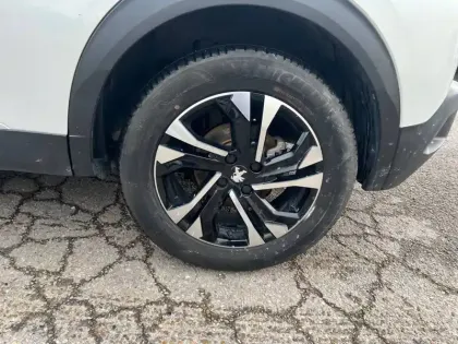 Photo 10 Peugeot 2008  Electrique 136 ch