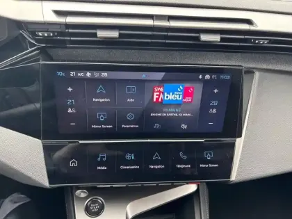 Photo 21 Peugeot 308  PureTech 130ch S&S EAT8