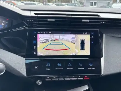 Photo 14 Peugeot 308  PureTech 130ch S&S EAT8