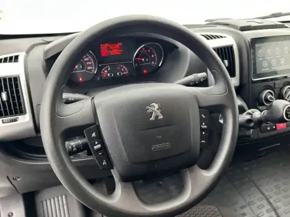 Photo 8 Peugeot Boxer  TOLE 3.3 T L2H2 BLUEHDI 140 S&S BVM6