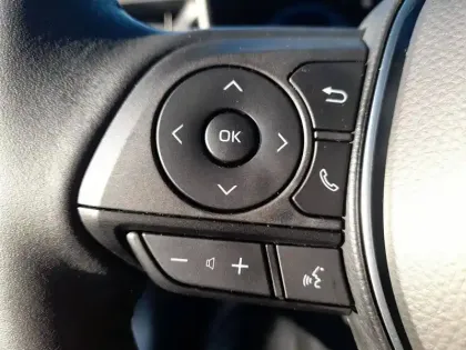 Photo 24 Toyota Corolla  Hybride 140ch