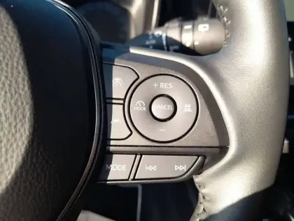 Photo 23 Toyota Corolla  Hybride 140ch