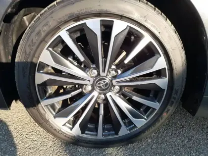 Photo 15 Toyota Corolla  Hybride 140ch