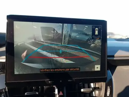 Photo 16 Toyota Corolla  Hybride 140ch