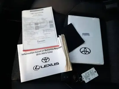 Photo 27 Toyota Corolla  Hybride 140ch