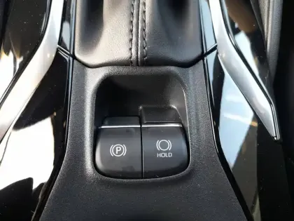 Photo 26 Toyota Corolla  Hybride 140ch