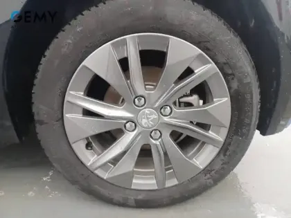 Photo 32 Peugeot 208 Gén. II Ph1 NG Style 5