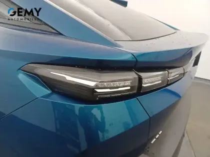 Photo 33 Peugeot 408  PureTech 130 ch S&S EAT8