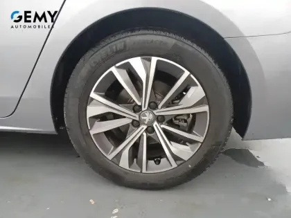 Photo 10 Peugeot 508  SW PureTech 130 ch S&S EAT8