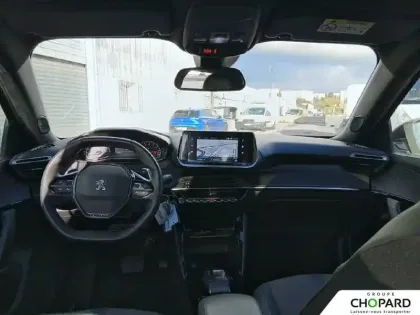 Photo 52 Peugeot 2008  BlueHDi 130 S&S EAT8