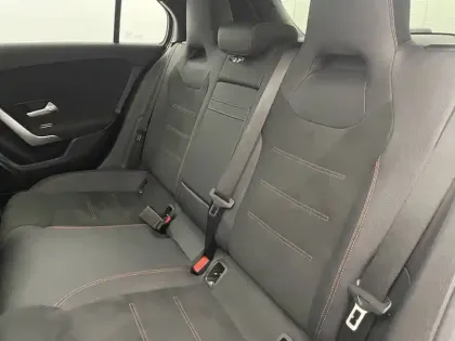 Photo 49 Mercedes Classe A  250 e Hybrid EQ 8G-DCT