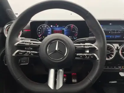 Photo 56 Mercedes Classe A  250 e Hybrid EQ 8G-DCT