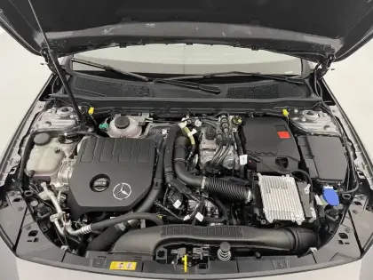 Photo 19 Mercedes Classe A  250 e Hybrid EQ 8G-DCT