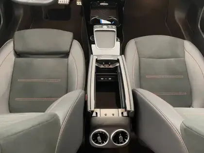 Photo 30 Mercedes Classe A  180 d 8G-DCT