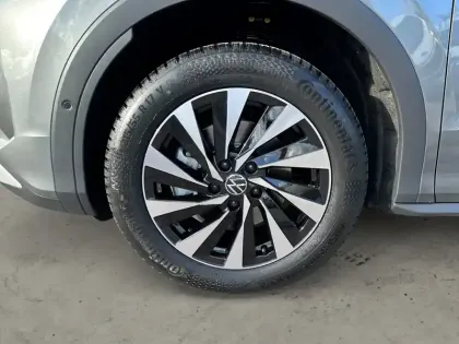 Photo 8 Volkswagen T-roc  1.5 eTSI EVO2 Hybrid 116 ch DSG7