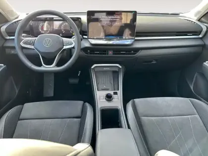 Photo 14 Volkswagen T-roc  1.5 eTSI EVO2 Hybrid 116 ch DSG7