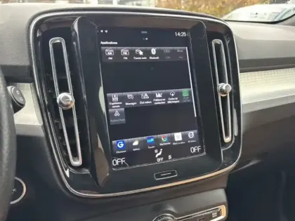 Photo 18 Volvo Xc40  D3 AdBlue 150 ch Geartronic 8