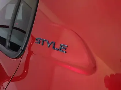 Photo 30 Peugeot 208  PureTech 100 S&S BVM6