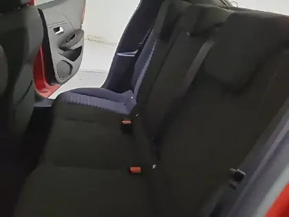 Photo 11 Peugeot 208  PureTech 100 S&S BVM6